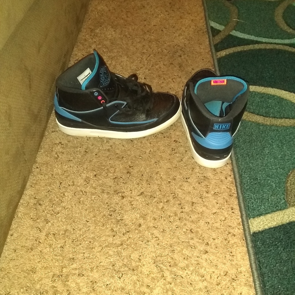 Jordan Retro 2s